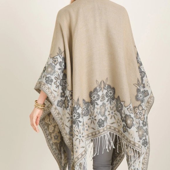 nwt CHICOS floral border ruana wrap scarf blanket one size - Picture 2 of 2
